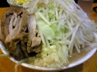 「小ブタ（ヤサイ、ニンニク）」@ラーメン二郎 八王子野猿街道店2の写真