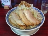 「ふじ麺+大盛（300g）+小豚。」@明神角ふじの写真