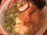 「五色雲呑麺（五個）￥850」@支那そば 麺家 酒家の写真