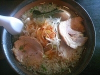 「超背脂醤油ラーメン￥800 チャーシュー3枚￥200」@麺屋 集の写真