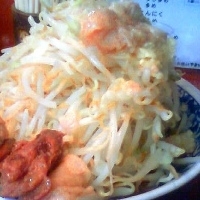 「ラーメン ヤサイちょっと多めアブラ （600円）」@麺香房 暖々の写真