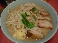 「チャーシュー（ニンニク・脂多め）」@ラーメン二郎 歌舞伎町店の写真