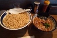 「特辛つけ全部入り+中盛1,180円」@麺や 葵 本店の写真