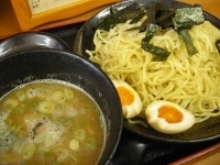 「伝説つけめんLL盛り750円玉子100円」@つけめん伝説の写真