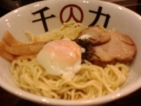 「油そば（大盛）600円+温玉100円」@油そば専門店 万人力の写真