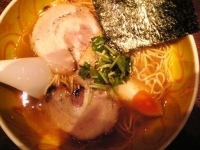 「しろ醤油ラーメン（850円）」@いちばんやの写真