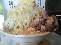 「ラーメン+ほぐし豚（ヤサイましニンニクダブル）」@らーめん大 蕨店の写真