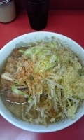 「小豚（ニンニク・アブラ）」@ラーメン二郎 小岩店の写真