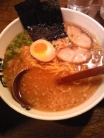 「醤油ラーメン」@らーめん初代一国堂 本店の写真