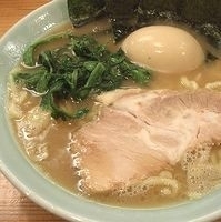 「味付玉子ラーメン」@横浜家系ラーメン やややの写真