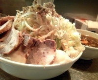 「つけらーめん カレー味 750円 大盛 100円 大盛 100円」@ラーメン大 堀切店の写真