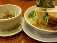 「ラーメン（バリカタ）650円+隠し玉150円」@博多長浜らーめん ぼたん 高田馬場店の写真