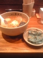 「味玉らーめん（800円）+のり（100円）」@麺屋吉左右の写真