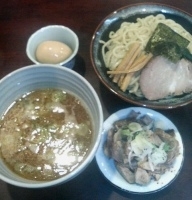 「もりそば中盛（300g）+きざみチャーシュー（小）+味玉」@○玉大勝軒の写真