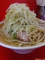 「大ラーメン（ヤサイニンニクダブル）700円」@ラーメン二郎 神田神保町店の写真