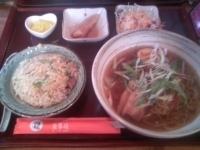 「特製ラーメンセット1050円」@ラーメン美華房の写真