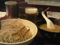 「味噌つけ麺（サービス中盛）+ビール」@麺屋我竜の写真