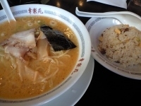 「味噌ラーメン・チャーハンセット（￥682）」@幸楽苑 赤坂店の写真