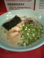 「とんこつらーめん+半チャーハン（800円）」@とんこつらーめん 九州男の写真