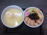 「とろ肉ラーメン（塩）」@らーめん 山頭火 旭川本店の写真