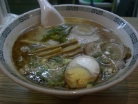 「桂花拉麺 700円」@桂花ラーメン 新宿ふぁんてんの写真