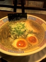 「井野ラーメン 650円 ミニチャーハン 110円」@くるまやラーメン 井野店の写真