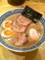 「特製中華そば（850円）」@中華そば 青葉 新宿店の写真