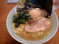 「味付玉子ラーメン（800円）」@横浜家系ラーメン やややの写真