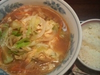 「クッパ麺￥650+半ライス（ランチサービス）」@焼肉大野屋 ビビンバandクッパ（辛ラーメン）専門店の写真