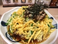 「冷やし中華（大盛り）」@与ろゐ屋の写真