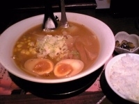 「香りみそらーめんセット+クーポンたまご（梅味）」@北の大草原 四谷店の写真