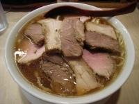 「醤油ちゃーしゅー麺 大盛」@麺や 七彩の写真