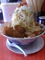 「榛名麺中盛り+野菜タワー」@獅子王の写真