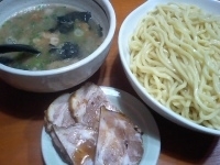 「つけ麺（大盛無料）+焼豚（700円+200円）」@きんの写真