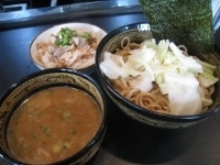 「つけめん 750円 + 肉めし 300円」@麺豪力の写真