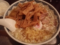 「チャーシューメン+中盛+メンマ+ご飯」@むらもとの写真