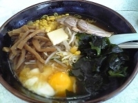 「醤油デラックスラーメン」@ラーメンあじ平 八潮店の写真