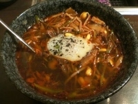 「ユッケジャンラーメン」@炭火焼肉 蔵 ギャザリア店の写真