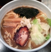 「濃厚豚骨らーめん（￥650）+大盛（￥100） 300g」@めん屋 いなば 四谷店の写真