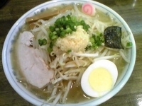 「中華そば塩 にんにく 680円」@東池袋大勝軒 八王子店の写真