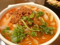 「タンタン麺式刀削麺（+大盛り）850円+200円=1050円」@刀削麺荘 ヨドバシAKIBA店の写真