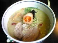 「塩らーめん大盛 680円+100円」@らーめん一閑人 八王子店の写真