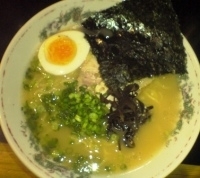 「陣屋ラーメン（あっさり関東風とんこつ 中華ちぢれめん使用）」@陣屋の写真