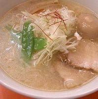 「鶏コク味玉塩らーめん」@らーめん 八八の写真