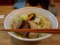 「へいぼんらーめん（わんたん入り）」@中華そば へいぼんの写真