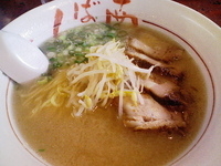 「白ラーメン（半チャンセット）」@南ばん亭 本店の写真