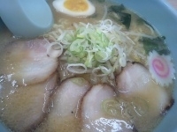 「味噌チャーシュー+餃子（750円+250円）」@手打らーめん 岩間の写真