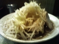 「ラーメン（ヤサイ）」@どっと屋の写真