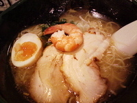 「ゆずしおらーめん（おにぎりセット）」@天日塩らーめん べらしお 鳳店の写真