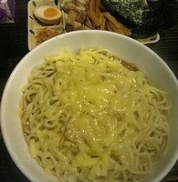 「まぜそば味噌（中盛300g）+チーズ+チーズ」@オリオン食堂の写真